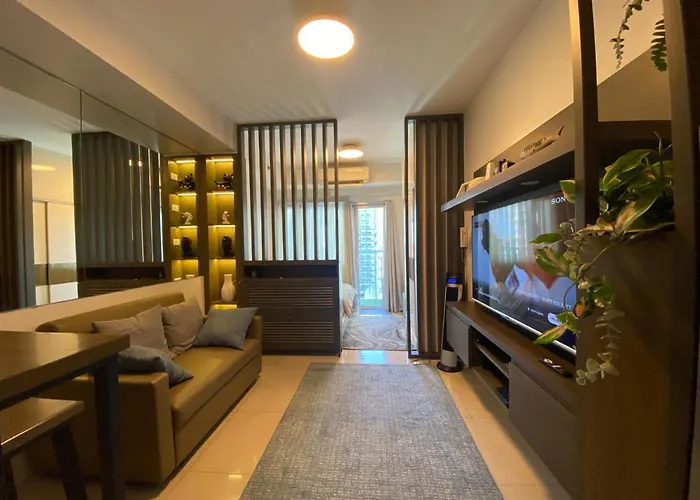 Luxury With Pool View At Shell Residences