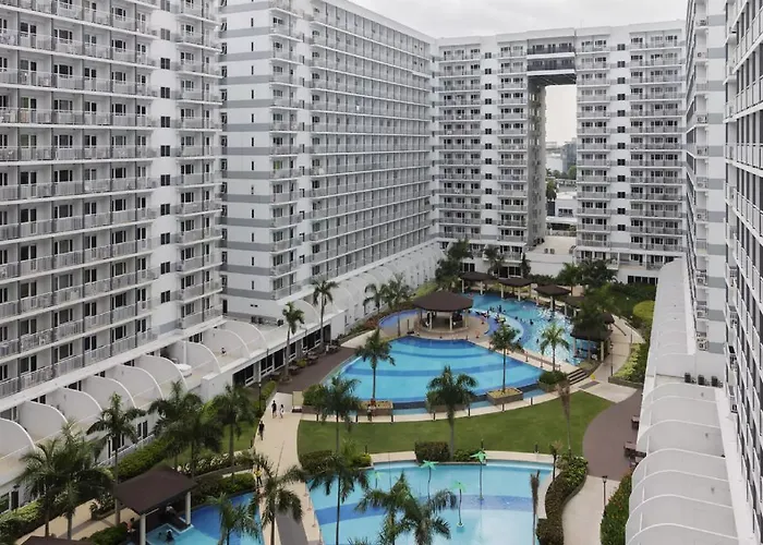 Luxury With Pool View At Shell Residences *